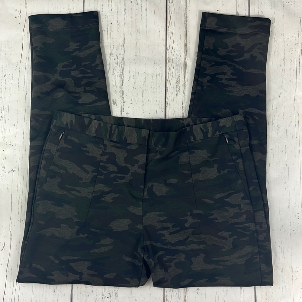 Soft Surroundings Willow Camo Knit Ponte Ankle Pants Womens Size 16